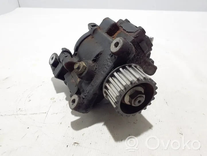 Renault Kangoo II Pompe d'injection de carburant à haute pression 167008557R