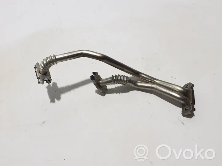 Volvo XC90 Трубка (трубки)/ шланг (шланги) смазки 32140069
