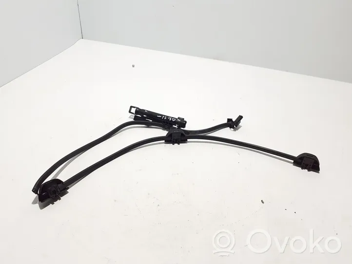 BMW 5 G30 G31 Ugello a spruzzo lavavetri per parabrezza 7388756