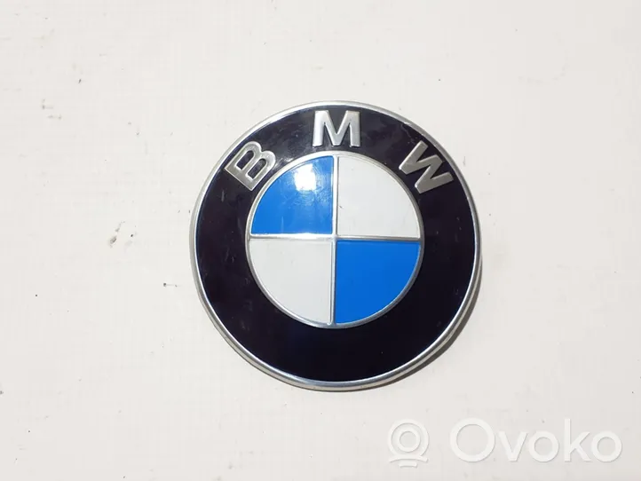 BMW 5 G30 G31 Mostrina con logo/emblema della casa automobilistica 7463684