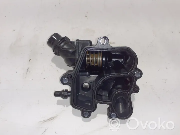 BMW 5 G30 G31 Termostato/alloggiamento del termostato 8581627