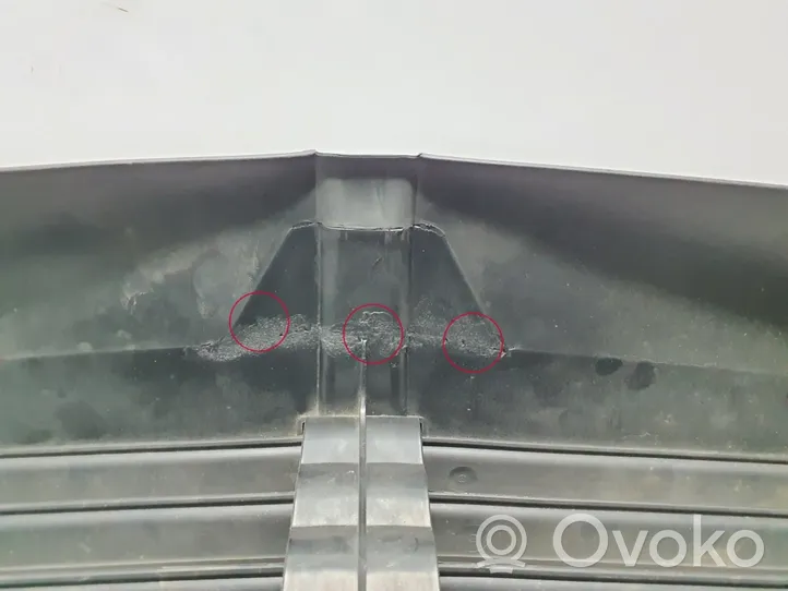 Volvo XC40 Déflecteur d'air de radiateur de refroidissement 31455415