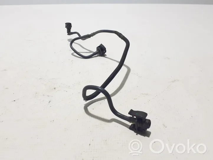 Volvo S60 Engine coolant pipe/hose 32138231