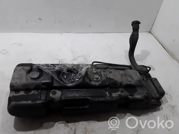 Mercedes-Benz Vito Viano W639 Serbatoio del carburante A6394711401