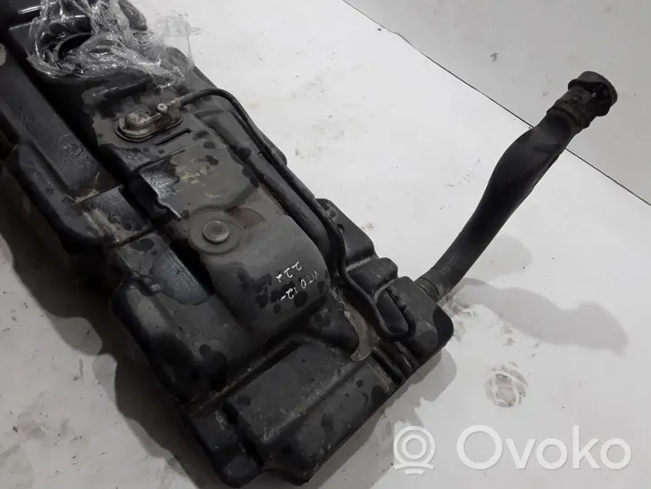 Mercedes-Benz Vito Viano W639 Serbatoio del carburante A6394711401