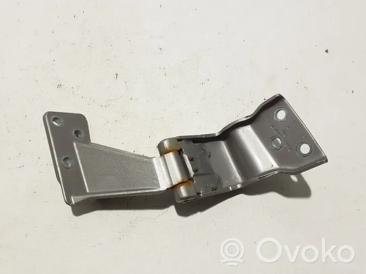 Mercedes-Benz Vito Viano W639 Cerniera superiore della portiera di carico A6397401937