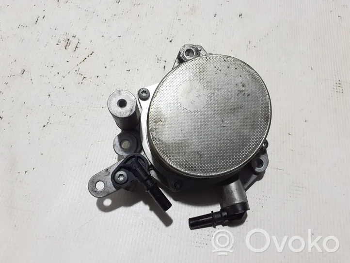 Ford Kuga II Vacuum pump 9673836180