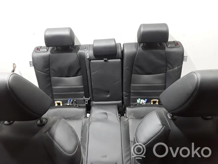 Toyota RAV 4 (XA50) Innenraum komplett 