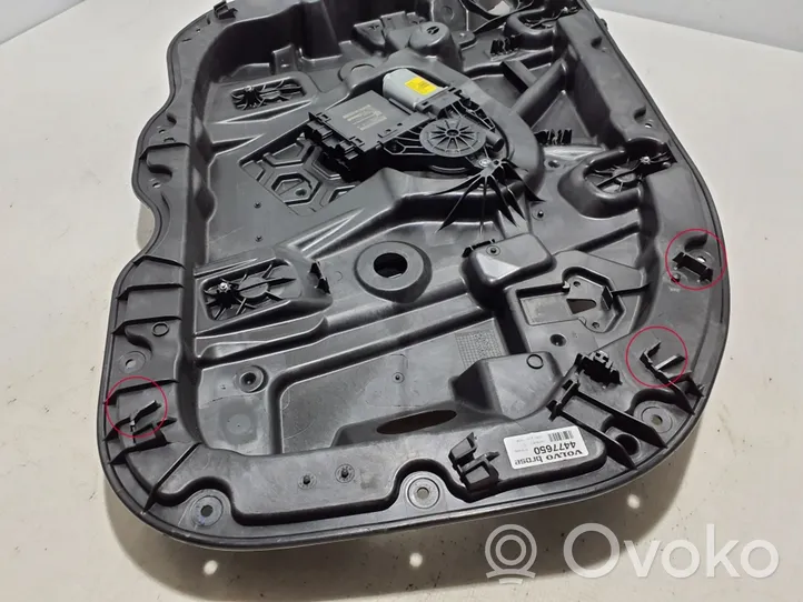 Volvo XC40 Meccanismo di sollevamento del finestrino anteriore senza motorino 30747091