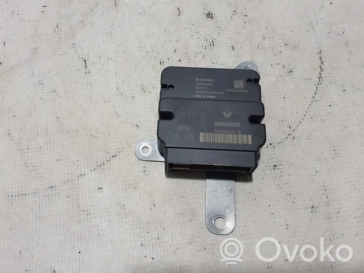 Renault Captur Oro pagalvių valdymo blokas 985105123R