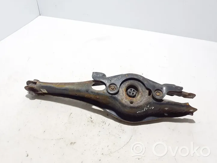 Skoda Octavia Mk3 (5E) Triangle bras de suspension supérieur arrière 5Q0505311D