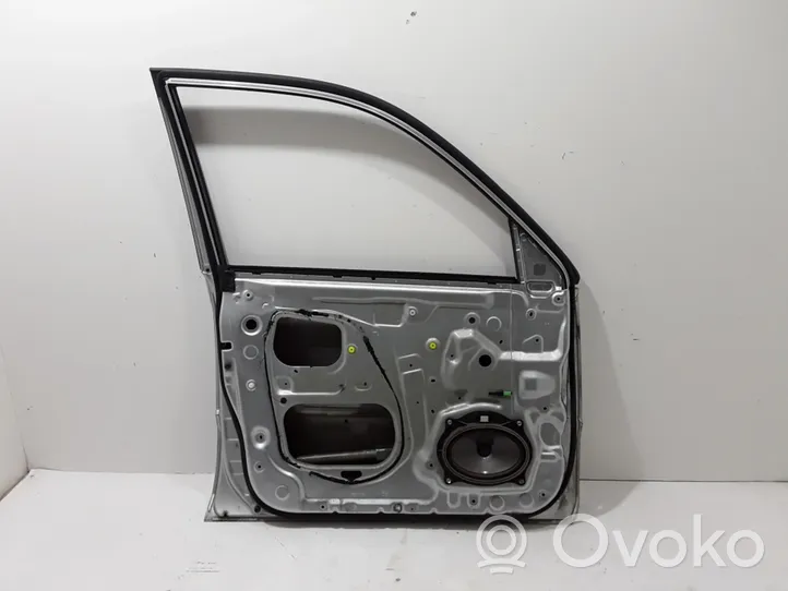 Toyota Land Cruiser (J120) Puerta delantera 6700260540