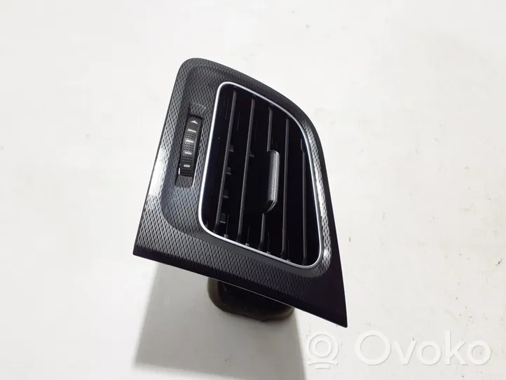 Volkswagen Golf VII Kojelaudan sivutuuletussuuttimen kehys 5G1819709B