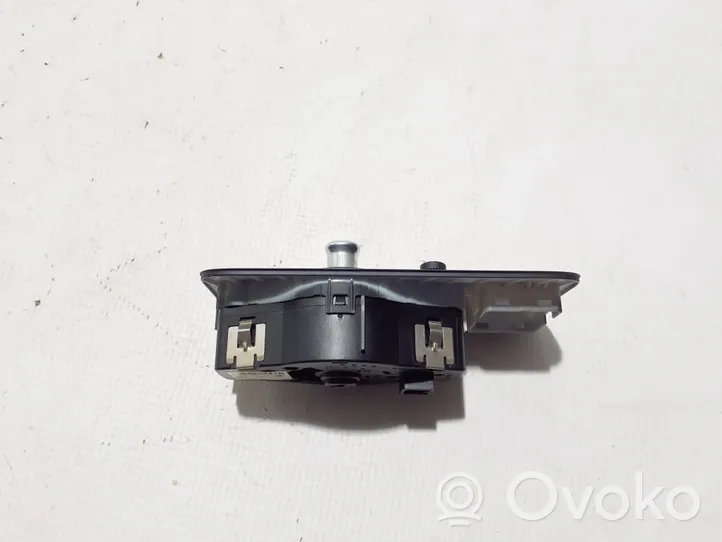 Volkswagen Touareg II Light switch 7P6941431D