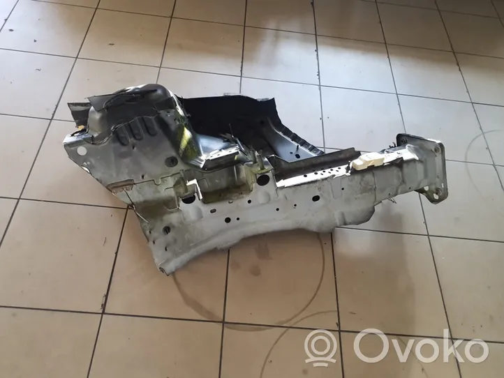 Volvo V60 Priekšējā ceturtdaļa mašīnas 31353761