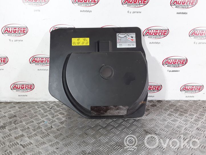 Audi A4 S4 B8 8K Vararenkaan osion verhoilu 8T0012116A