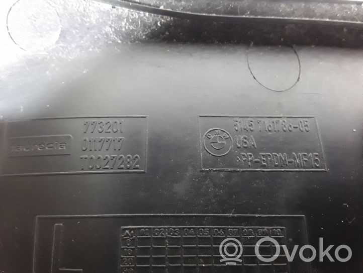 BMW X5 E70 Panelės apdailos skydas (apatinis) 51457161786