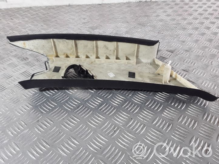 BMW X5 E53 Moldura superior lateral del asiento trasero 7056348