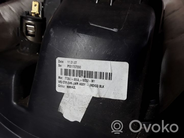 Honda CR-V Savukkeensytyttimen kehys takana 77290SWAA01020