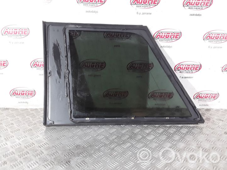 Land Rover Range Rover L322 Fenêtre latérale avant / vitre triangulaire 43R001582