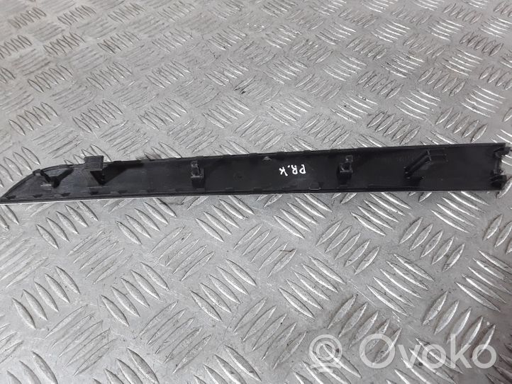 Audi A4 S4 B8 8K Barra di rivestimento della portiera anteriore 8K0867409