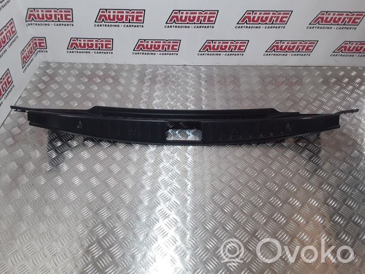 BMW 3 E90 E91 Protector del borde del maletero/compartimento de carga 15678911