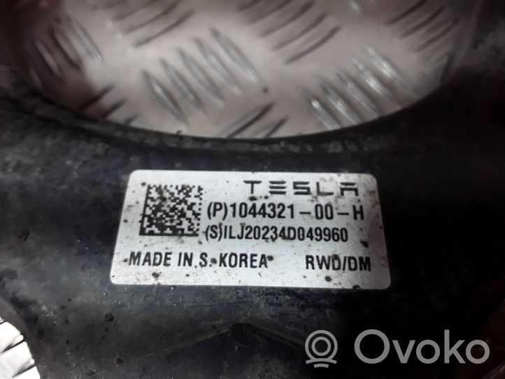 Tesla Model 3 Oberer Querlenker vorne 104432100H