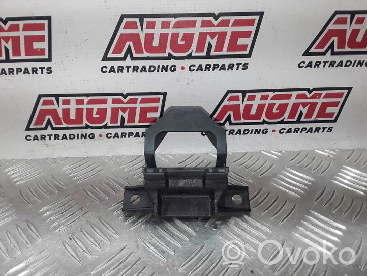 BMW 3 E90 E91 Staffa di montaggio del radiatore 7591647