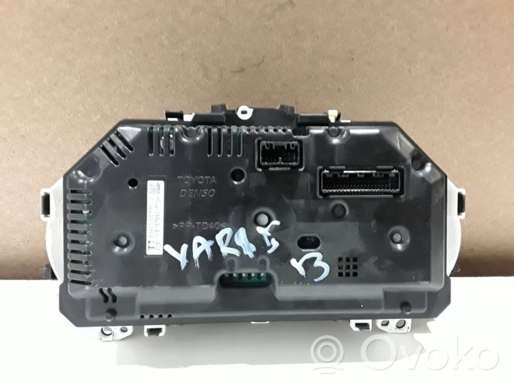 Toyota Yaris Compteur de vitesse tableau de bord 838000DT70