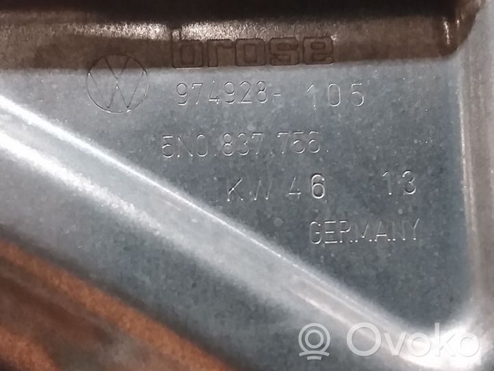 Volkswagen Tiguan Mechanizm podnoszenia szyby przedniej bez silnika 5N0837756