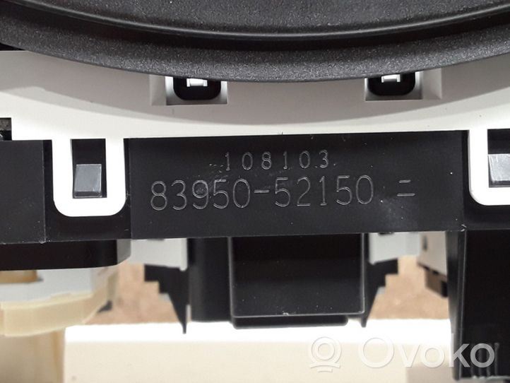 Toyota Verso-S Gaisa kondicioniera / klimata kontroles / salona apsildes vadības bloks (salonā) 8395052150