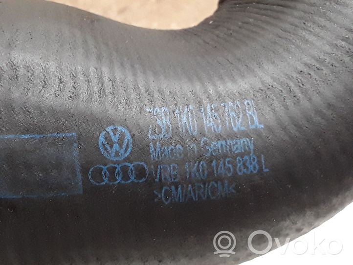 Volkswagen PASSAT B6 Wąż / Rura intercoolera 1K0145770R