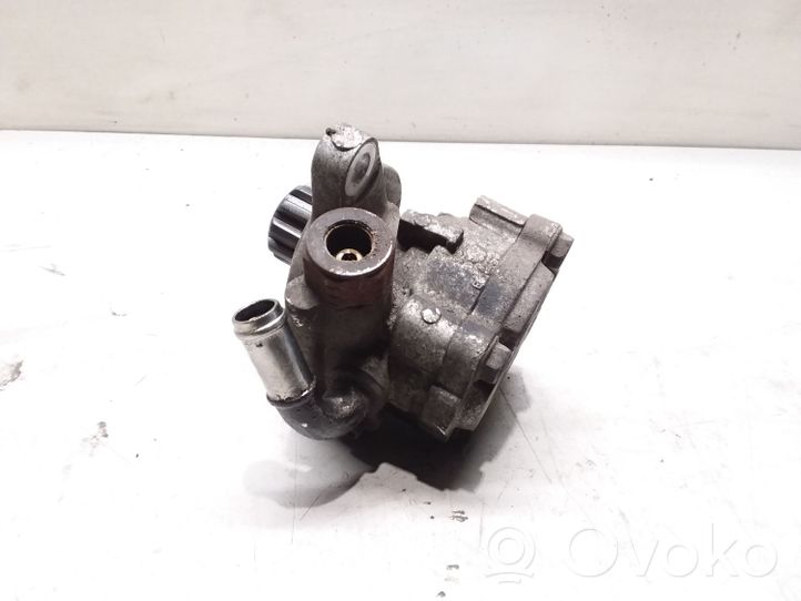 Toyota Hiace (H200) Power steering pump GA403