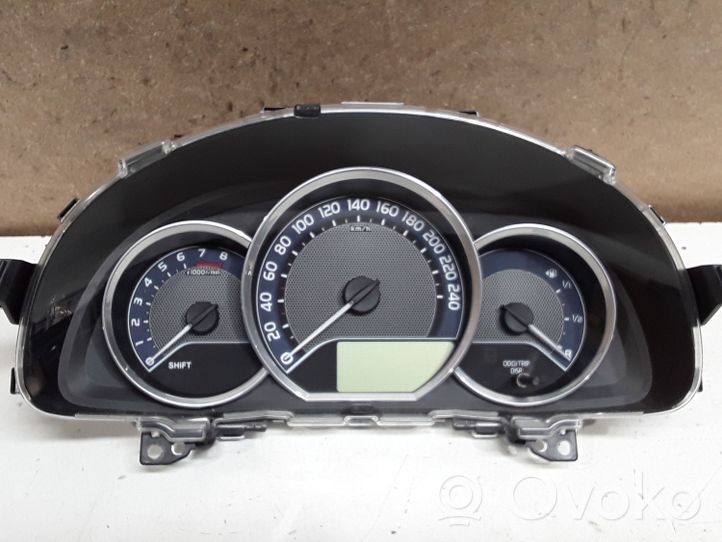 Toyota Auris E180 Compteur de vitesse tableau de bord 838000ZU20