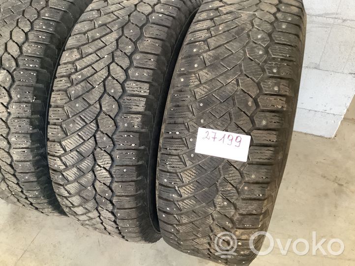 Mitsubishi Pajero R17 winter/snow tires with studs 