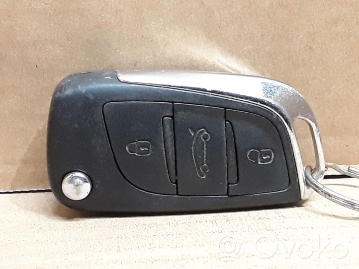 Citroen C4 II Virta-avain/kortti 9665975480