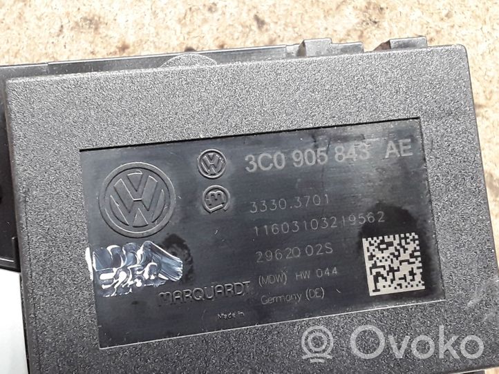 Volkswagen PASSAT B7 Cerradura de encendido 3C0905843AE