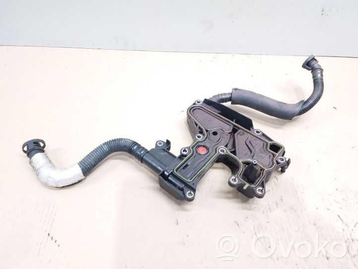 Volkswagen Golf VI Separatore dello sfiato dell’olio 06H103495AH