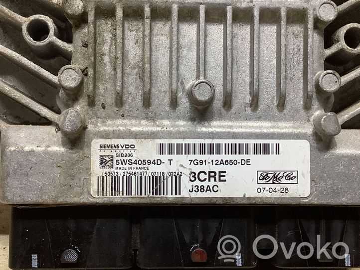 Ford Mondeo MK IV Calculateur moteur ECU 5WS40594DT
