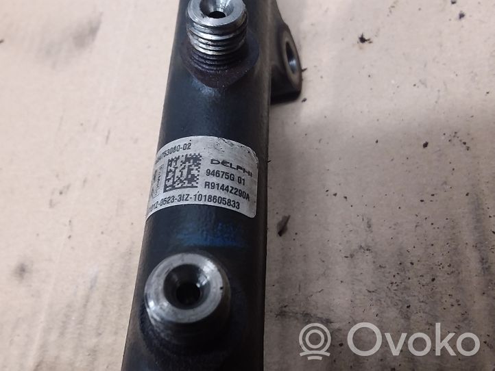 Ford Focus Régulateur de pression de carburant 9684753080