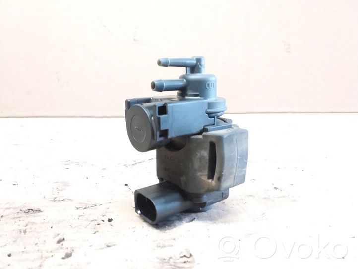 Audi A5 Sportback 8TA Solenoidinis vožtuvas 059906627