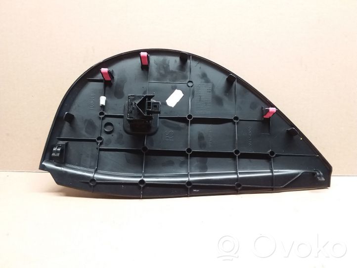 Toyota Avensis T270 Moldura del extremo lateral de panel 5531705010