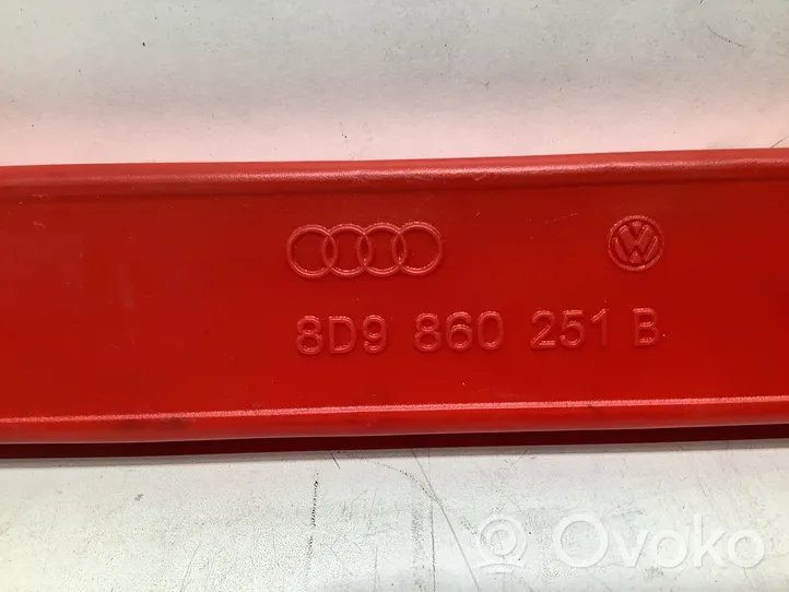 Volkswagen PASSAT B7 Emergency warning sign 8D9860251B