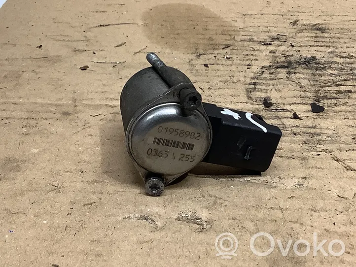 Audi A6 S6 C6 4F Hydraulisches Servotronic-Druckventil 01958982