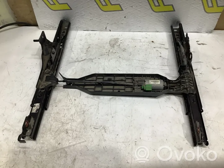 BMW 5 F10 F11 Binario sedile anteriore del conducente 0401260