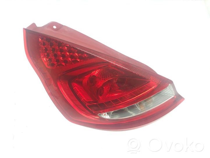 Ford Fiesta Lampa tylna 8A6113405AD