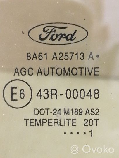 Ford Fiesta Основное стекло задних дверей 8A61A25713A