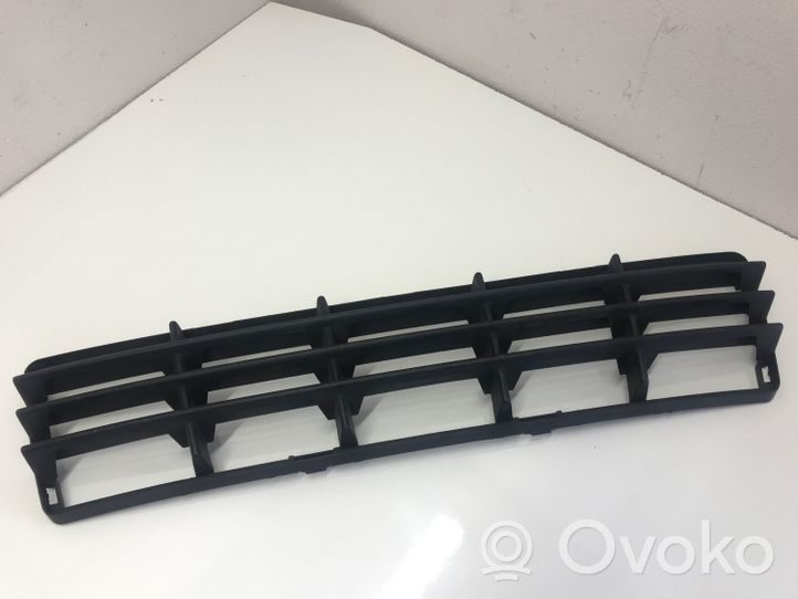 Volvo V50 Front bumper lower grill 30657006