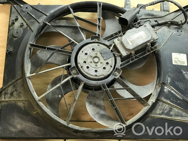 Volvo XC70 Radiator cooling fan shroud 0130303947