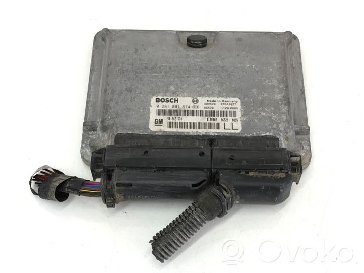 Opel Astra G Calculateur moteur ECU 0281001674